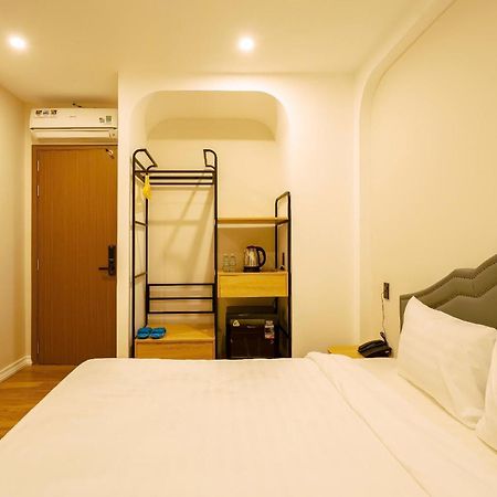 Khach San Da Lat Co Dieu Hoa - Cach Cho 50M Ngoại thất bức ảnh